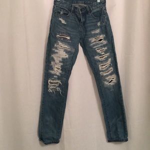 Low rise mom jean size S